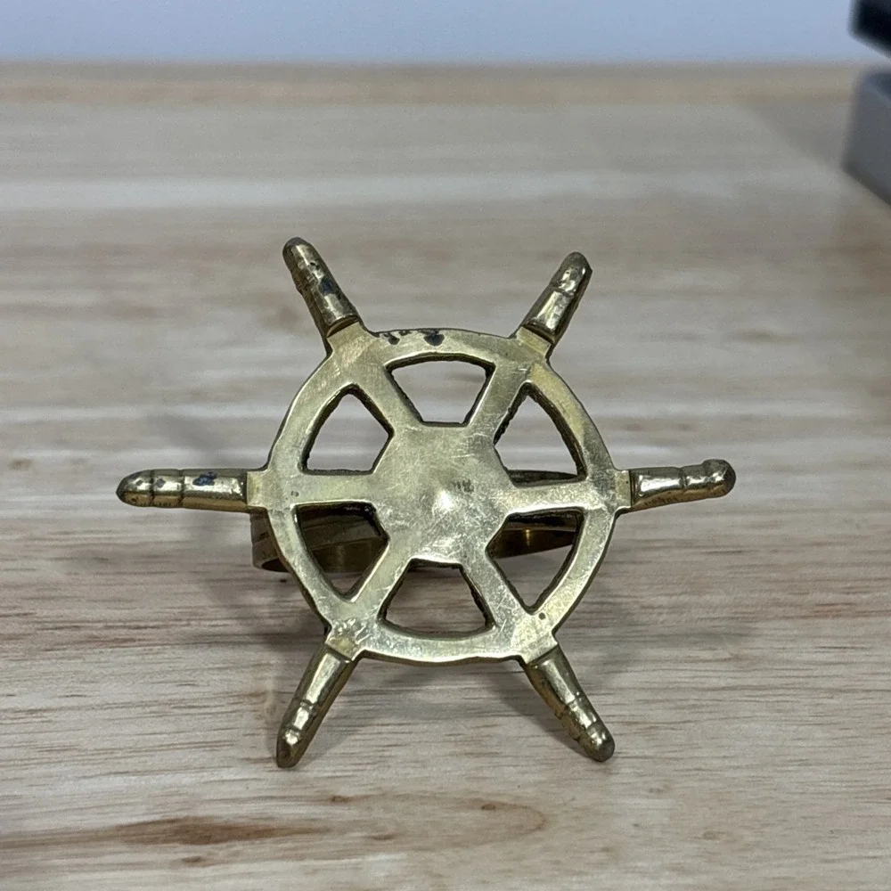 8 Brass Metal Ship Wheel Napkin Rings Nautical Decorative Table Decor Gold Tone